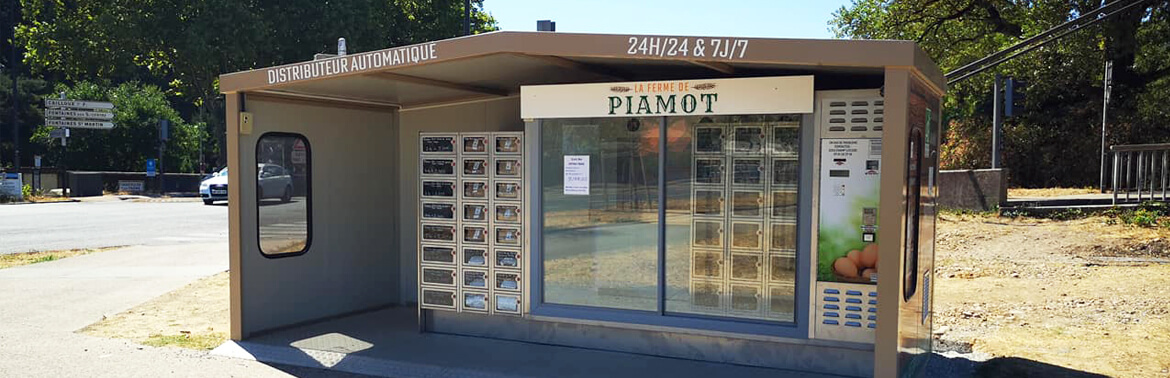 Notre distributeur automatique de produits frais - La ferme de Piamot, agriculture 100% biologique