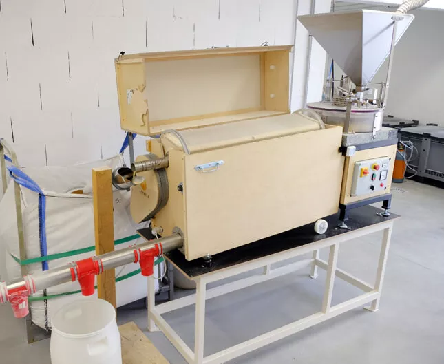 Nos farines Bio meule de pierre sont fabriquées à la ferme à partir de nos céréales BIO